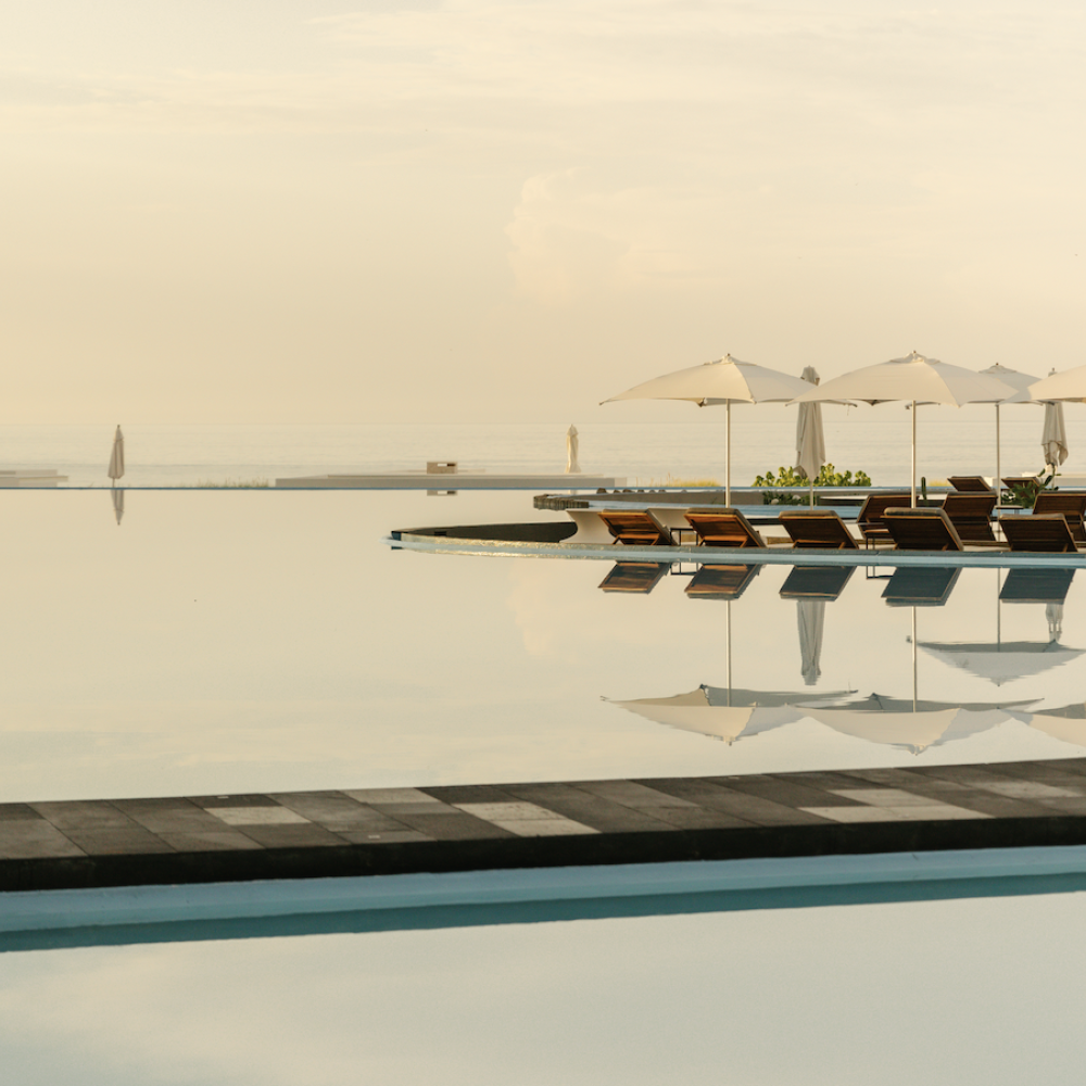 An infinity pool at the Viceroy Los Cabos hotel in Mexico