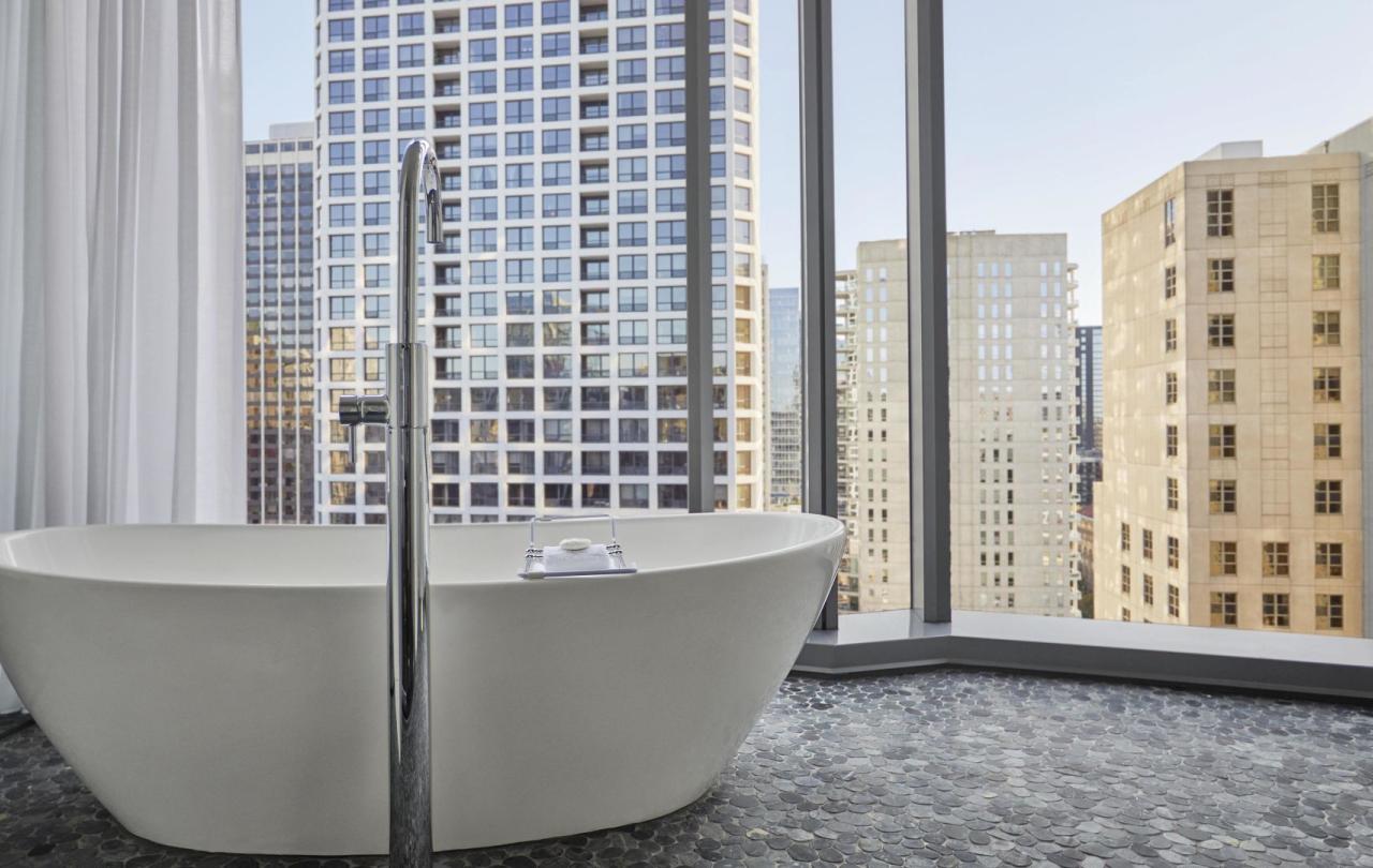 chicago_junior_suite_soaking_tub