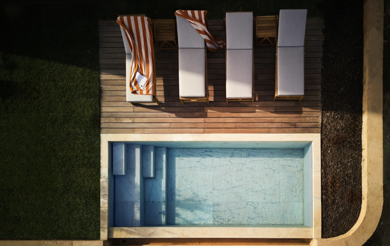 pool area