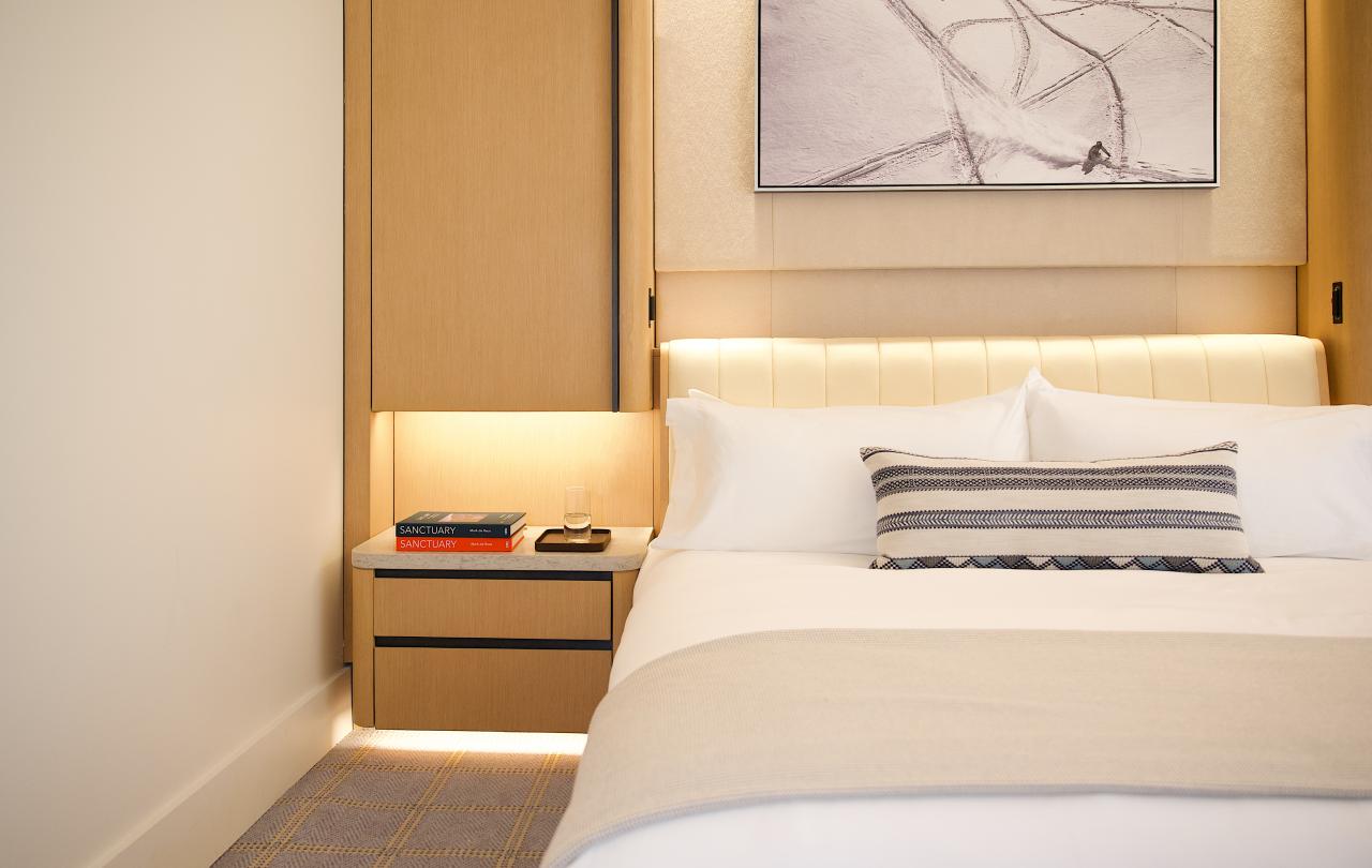 Sun Valley Room
