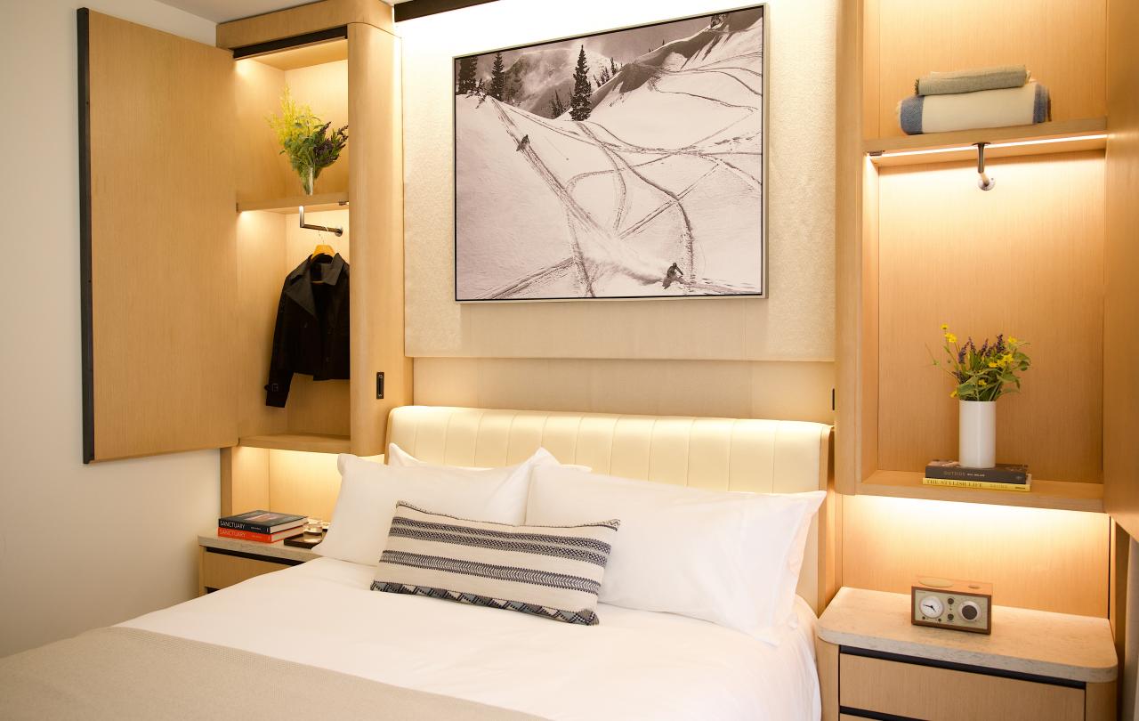 Sun Valley Room