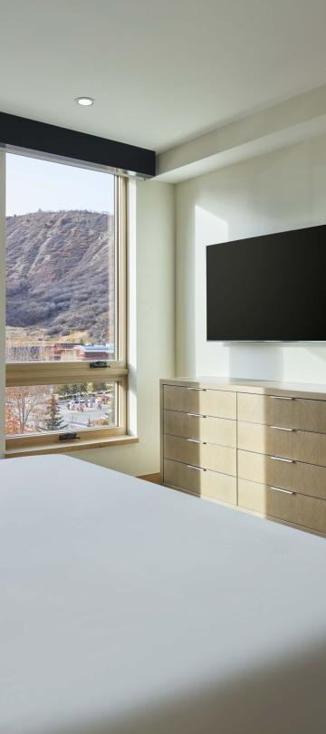 cirque two bedroom residence secondary bedroom