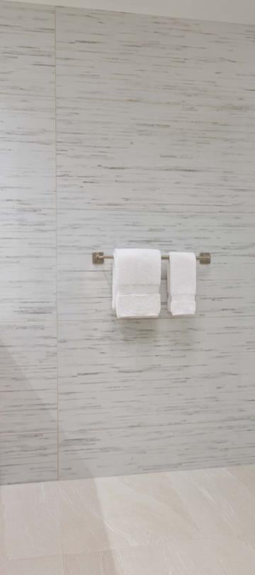 circque two bedroom premium residence ada bathroom