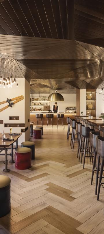 Pique Ski Bar dining room