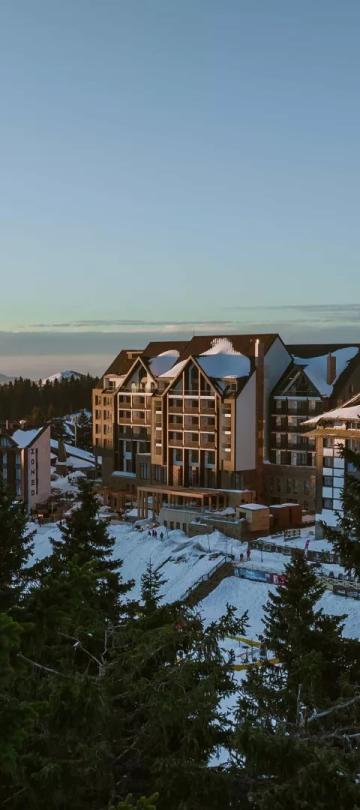 The exterior of Viceroy Serbia during winter