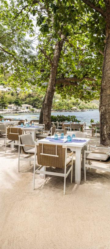 The patio at Jalousie Grill