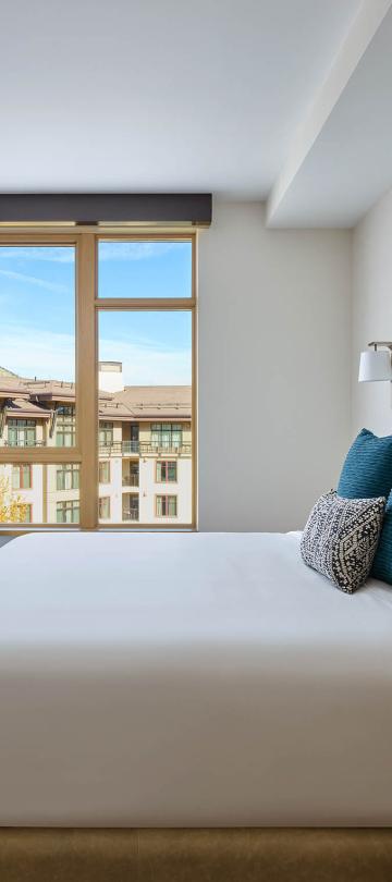 Cirque Two Bedroom Residence Bed 2