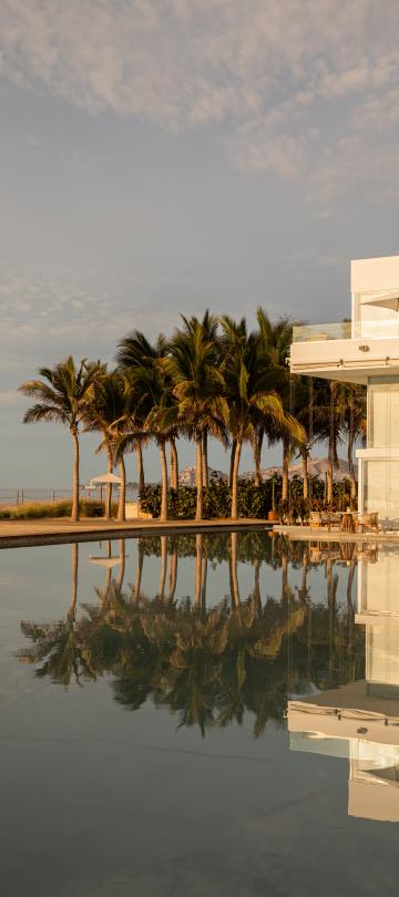 villa beach patio on the water in los cabos