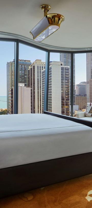 Suite de un dormitorio con vistas al lago