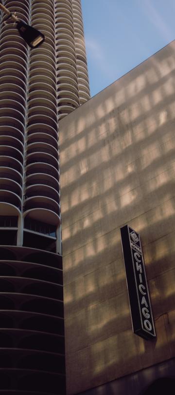 A wavy circular skyscraper in Chicago