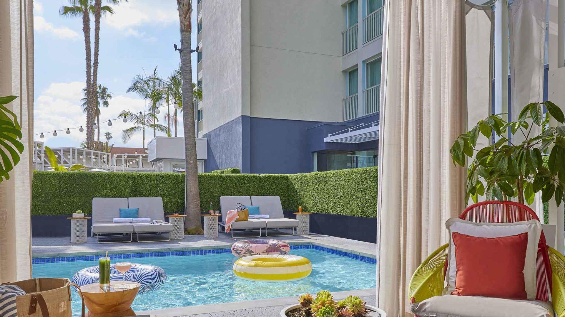 Pool View King