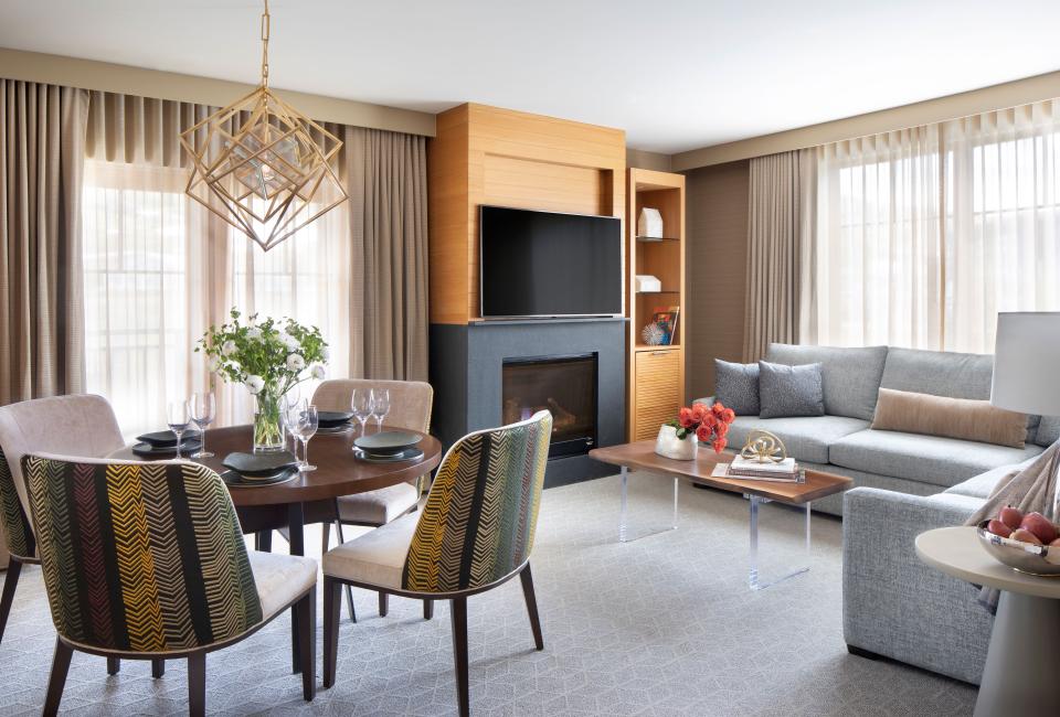 Viceroy-snowmass-pinnacle-four-bedroom-residential-suite-dining-area