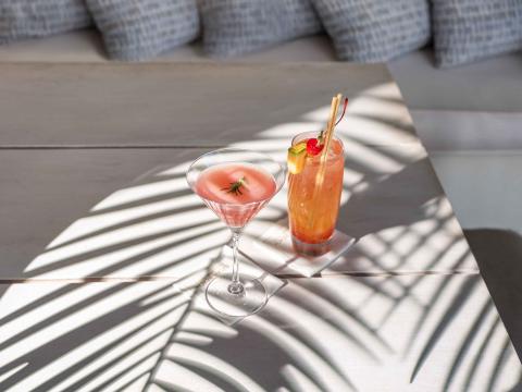 Dois cocktails cor-de-rosa da Bonté