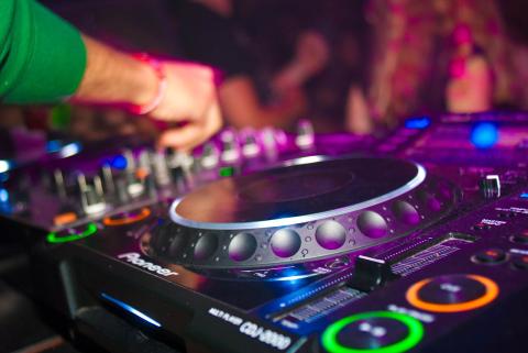 dj set