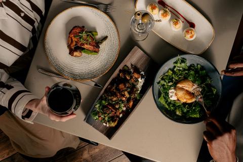 set table