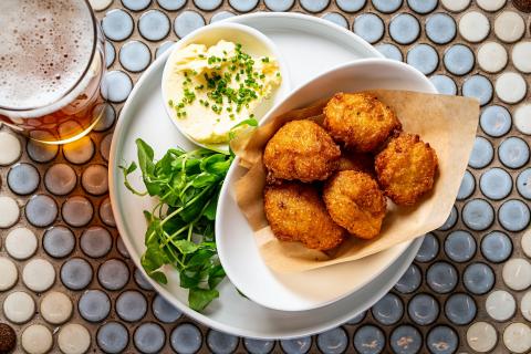 Hush Puppies at Dovetail