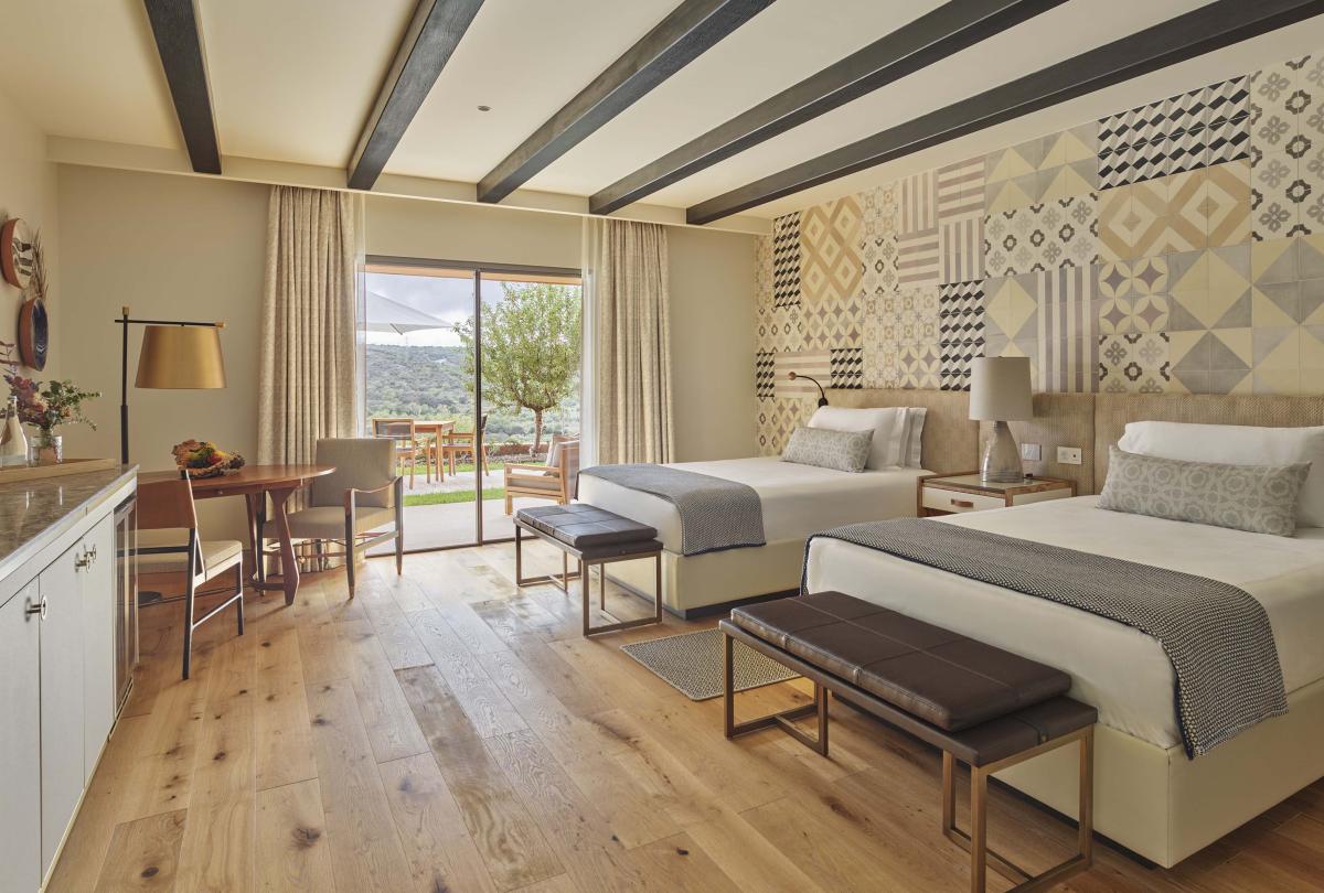 Bedroom with two queen beds