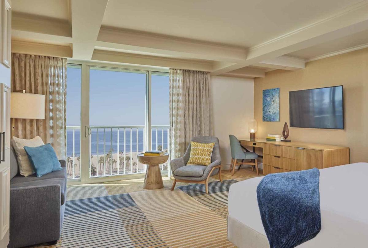 santa monica Canary Junior Suite Ocean View King