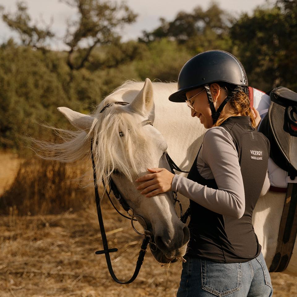 girl with horse