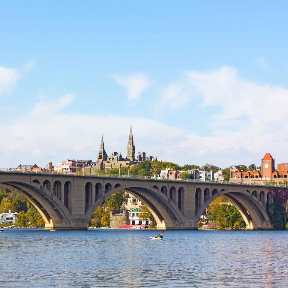 A bridge over a river in Washington, DC