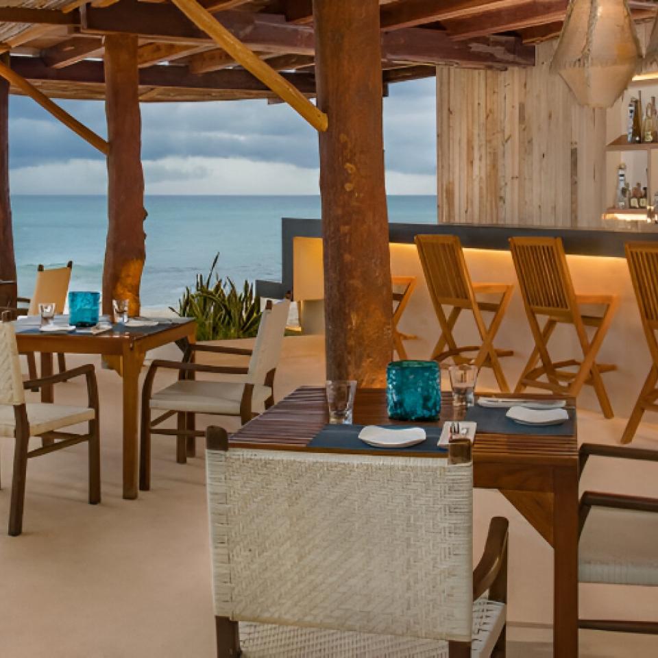 riviera maya restaurant and bar