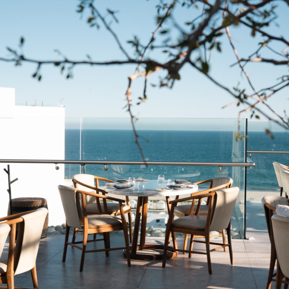 thanksgiving setup at Cielomar