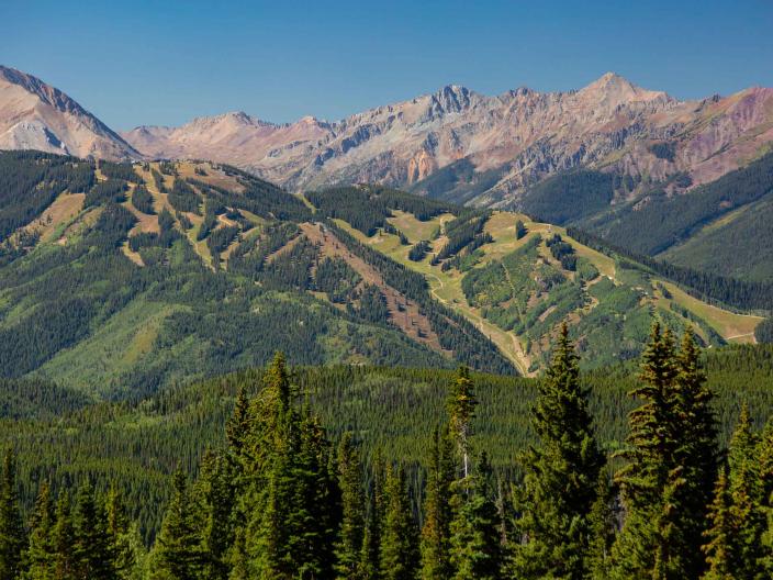 The Aspen mountain range