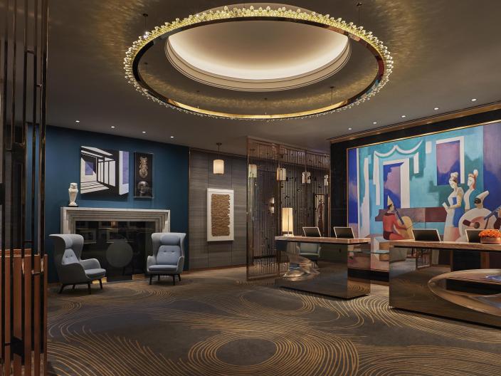 chicago accessible lobby