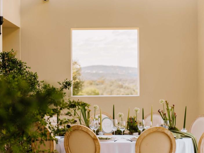 ombria wedding table