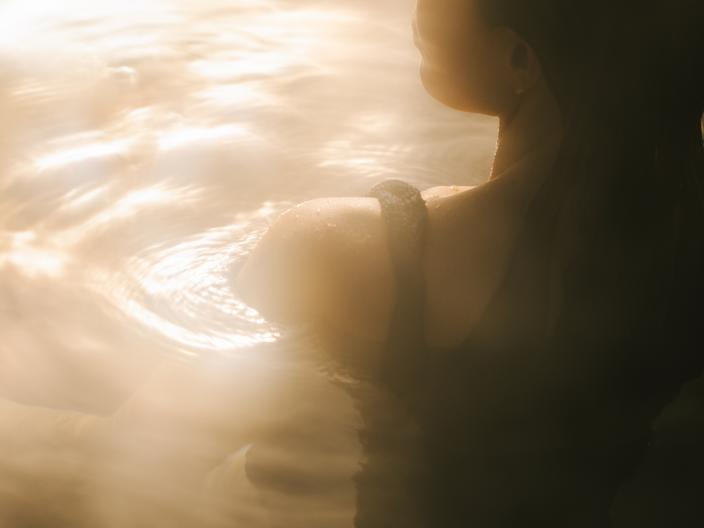Women Pool Mist