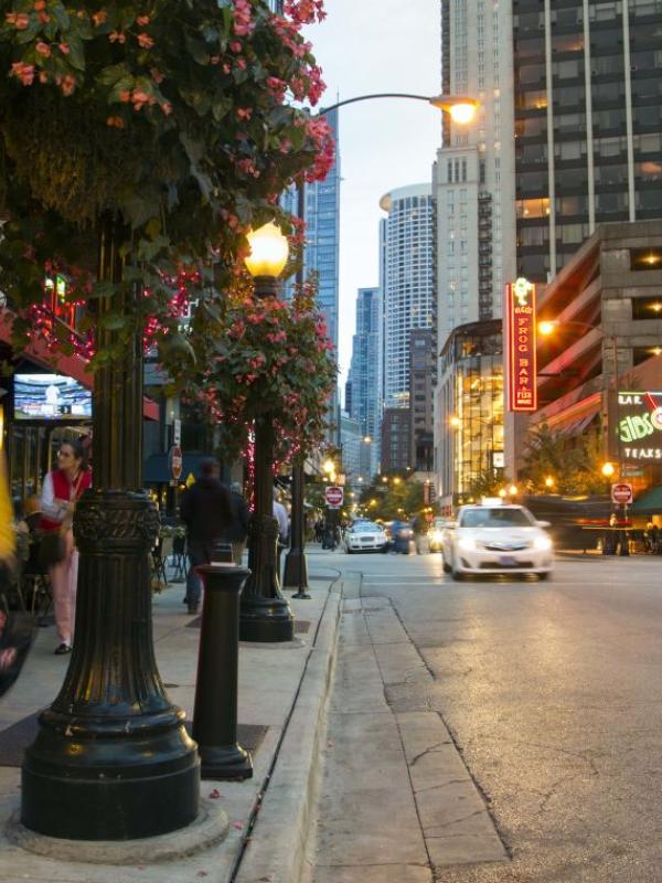 A streetscape view of Chicago