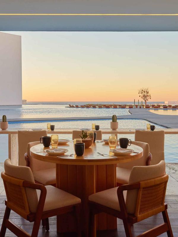 Otro Bar at Viceroy Los Cabos, an outdoor bar in a man-made cover