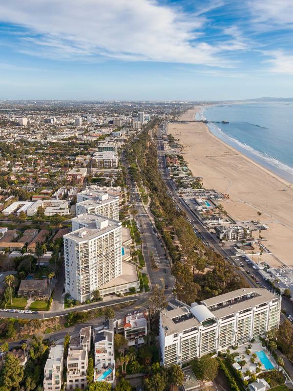 Overhead view of Santa Monica beach 